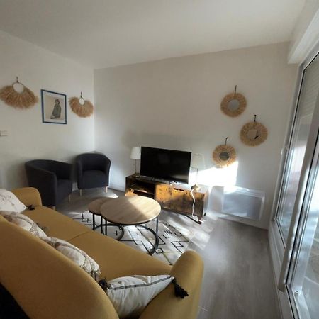 Appartement En Centre Ville Avec Cour Face Au Parc Pasteur Orléans Buitenkant foto